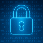 Candado digital sobre fondo de código binario que representa protección contra ciberataques y seguridad empresarial